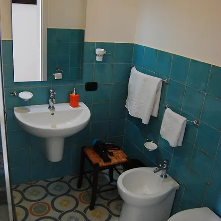 Palazzo Maestro & Corte Maestro Bed & Breakfast 2*
