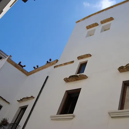 Palazzo Maestro & Corte Maestro Alojamento de Acomodação e Pequeno-almoço Gallipoli