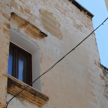 Palazzo Maestro & Corte Maestro Bed & Breakfast 2*