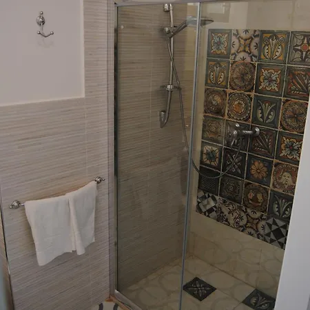 Palazzo Maestro & Corte Maestro Галлиполи