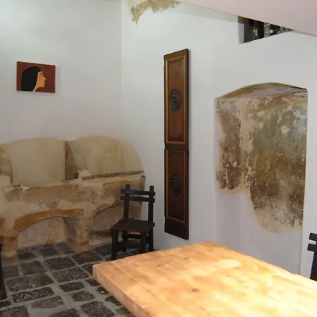 Palazzo Maestro & Corte Maestro Галлиполи