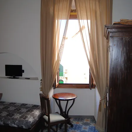 Palazzo Maestro & Corte Maestro B&B 갈리폴리