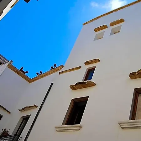 Palazzo Maestro & Corte Maestro Bed & Breakfast