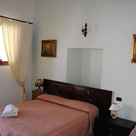 Bed & Breakfast Palazzo Maestro & Corte Maestro 3*